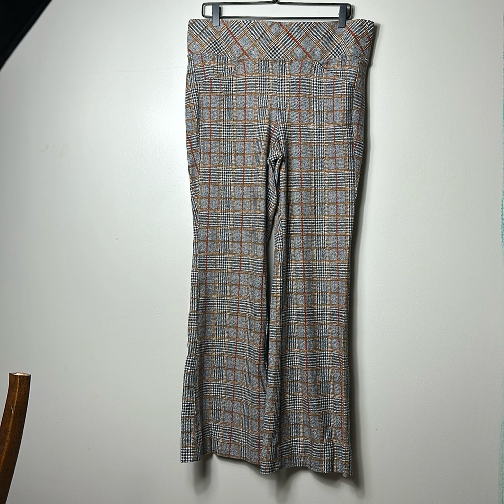 Flared Pocket Pixie Pants